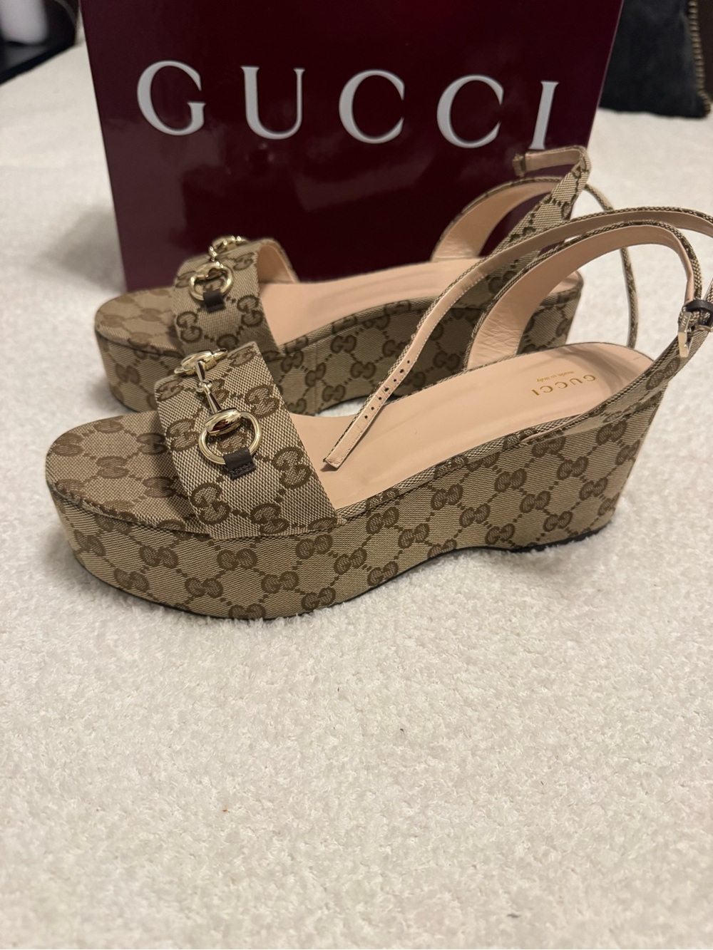 Gucci Beige GG Canvas Platform Slingback Wedges with Gold Horsebit - Picture 3 of 7